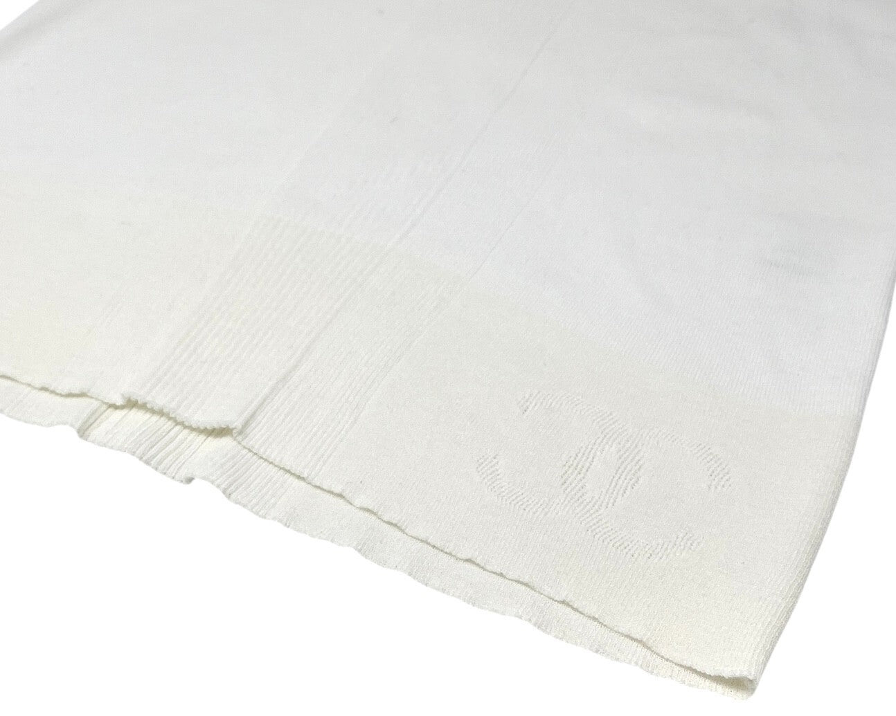 CHANEL Vintage 07P CC Logo Knit Tank #42 Camisole Rib Top White Cotton