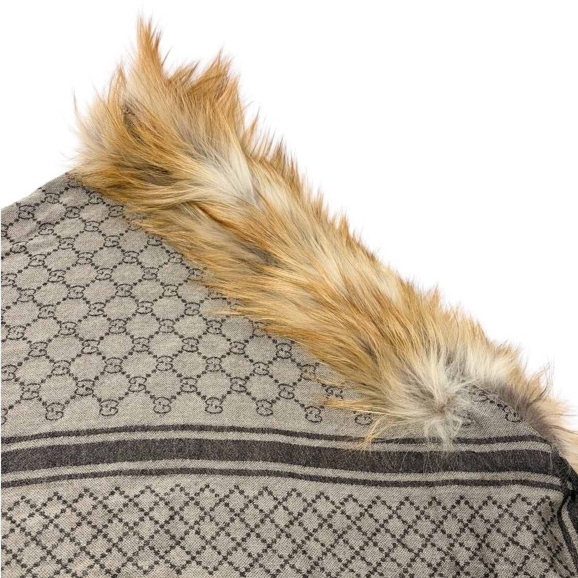 GUCCI Vintage GG Logo Monogram Fox Fur Shawl Scarf Wrap Brown Gray Wool 902011