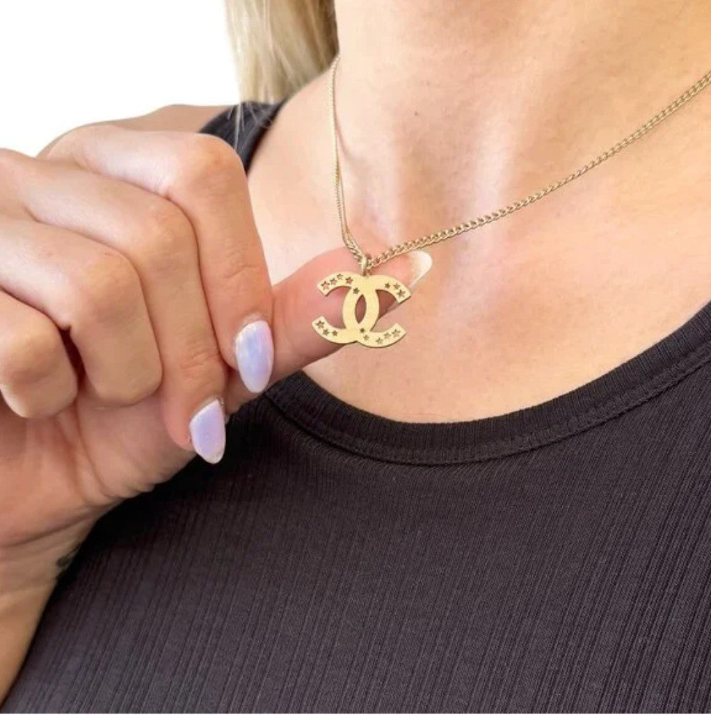 CHANEL Vintage 03A CC Mark Logo Necklace Accessory Star Jewelry Gold Metal