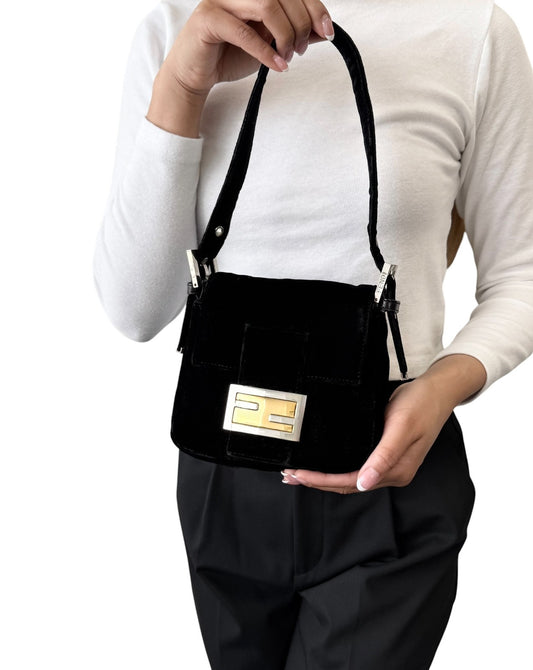 FENDI Vintage FF Logo Mamma Baguette Shoulder Bag Black Silver Velour 902207