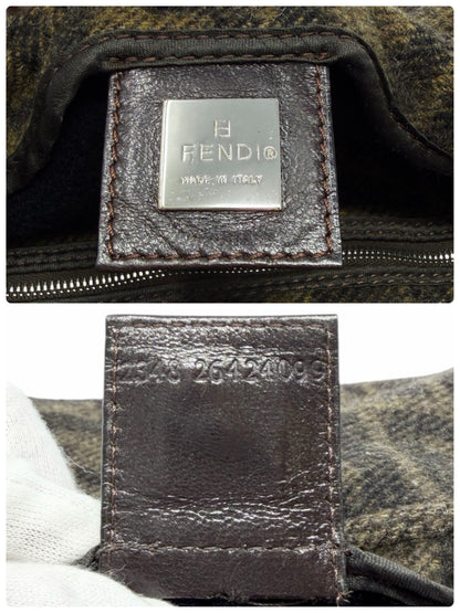 FENDI Vintage FF Logo Knit Cashmere Mamma Baguette Shoulder Bag Brown 902241