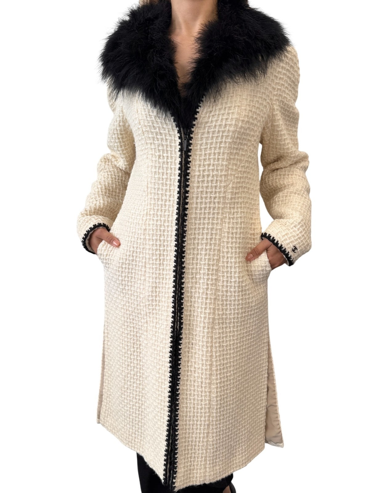 CHANEL Vintage 00A CC Logo Tweed Long Coat Fur Jacket #38 Zip Cream Black Wool