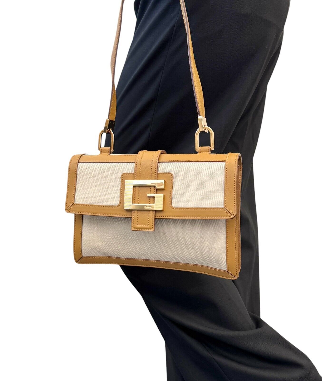 GUCCI Vintage G Square Logo Shoulder Bag Cream Camel Gold Canvas Leather