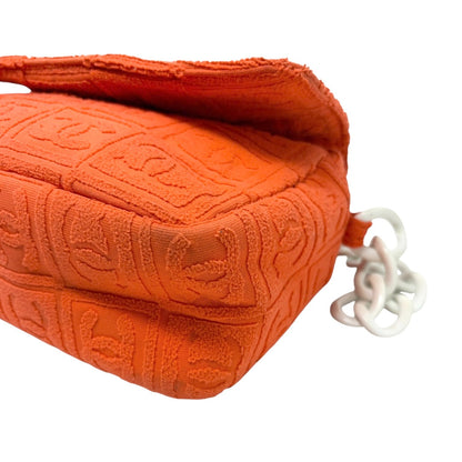 CHANEL Vintage 02S CC Logo Chain Shoulder Bag Terry Cloth Orange White 901896