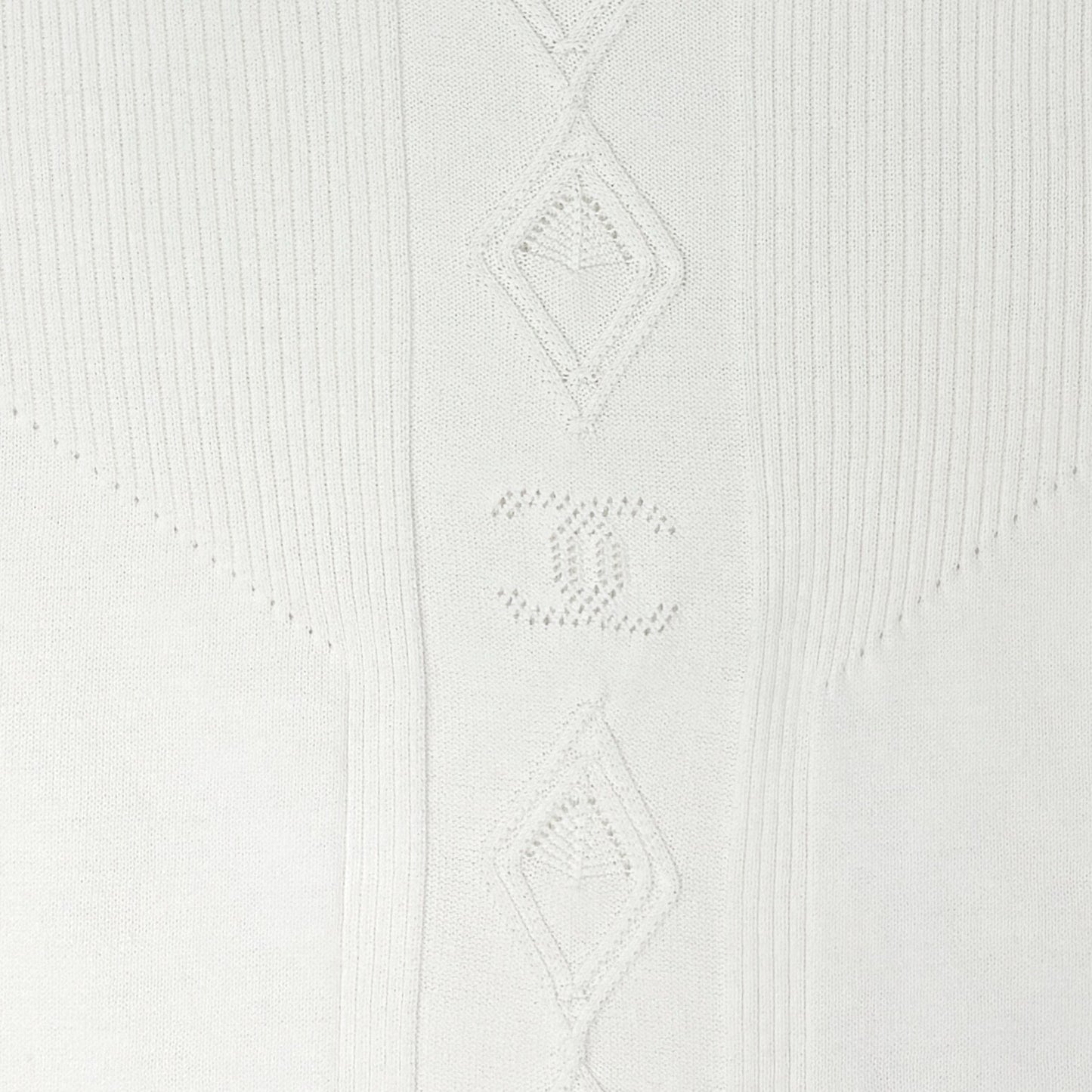 CHANEL Vintage 05P CC Logo Ribbed Knit Top #34 Short Sleeve White Cotton