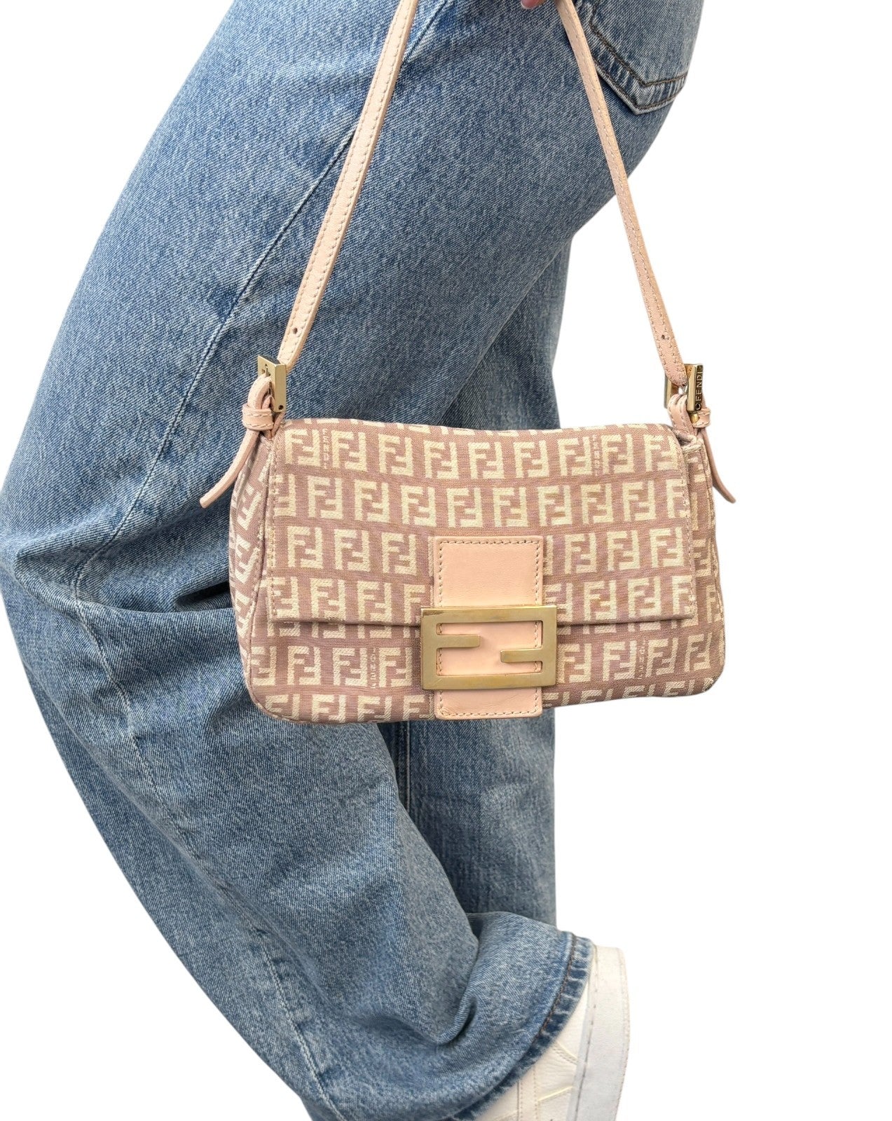 FENDI Vintage Zucchino Mamma Baguette Canvas Shoulder Bag Pink Leather 902589
