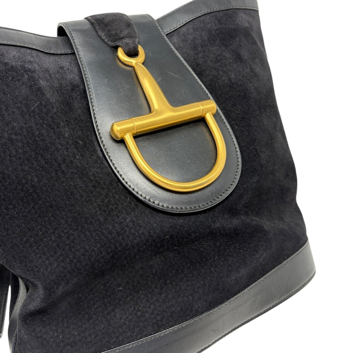 GUCCI Vintage Logo Horsebit Suede Bucket Shoulder Bag Black Gold 902395