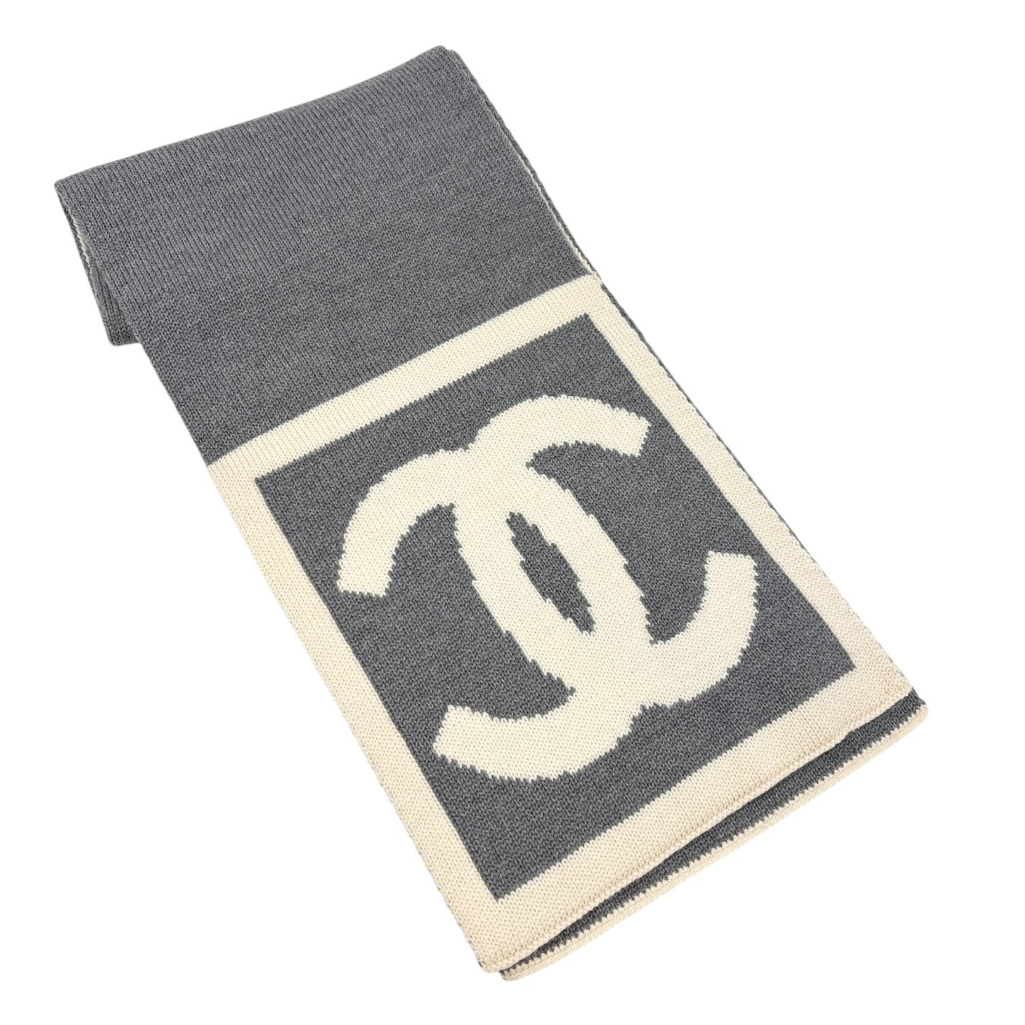 CHANEL Sport Vintage CC Big Logo Muffler Scarf Wrap Accessory Gray Cream Wool