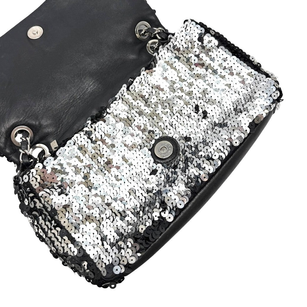 CHANEL Vintage CC Logo Sequins Chain Shoulder Bag Black Silver Leather 902259