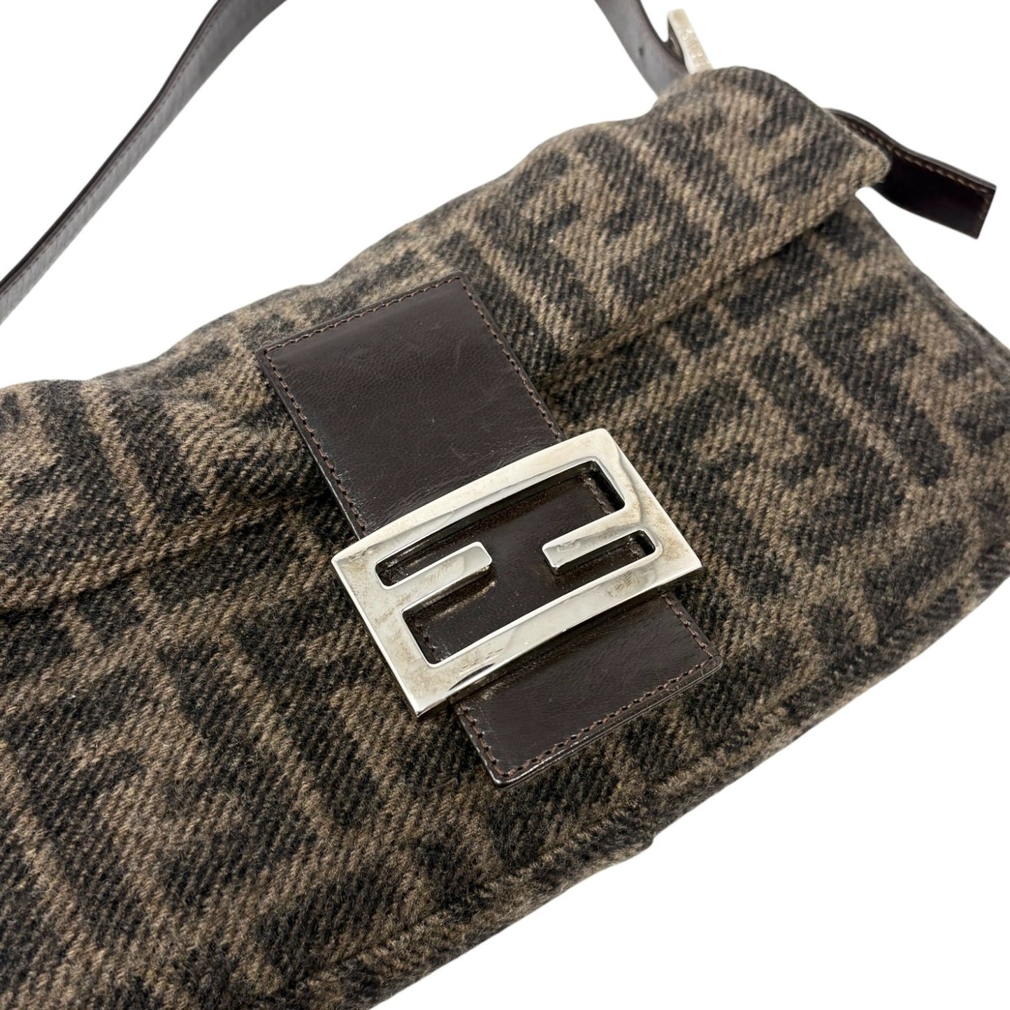 FENDI Vintage FF Logo Mamma Baguette Shoulder Bag Brown Silver Wool Knit 902212
