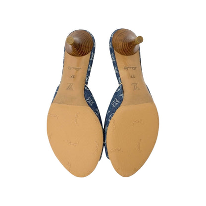 LOUIS VUITTON Vintage LV Monogram Denim Flower Heels Sandals #37 Blue Gold