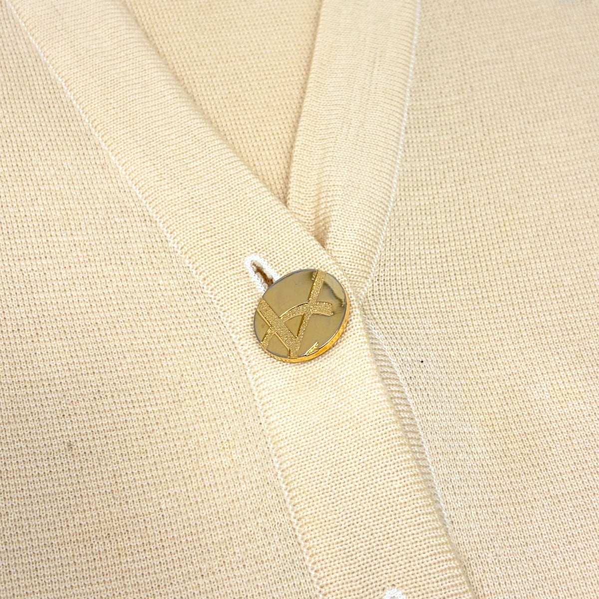 Yves Saint Laurent Vintage YSL Logo Cardigan Sweater Top Cream Gold 902375