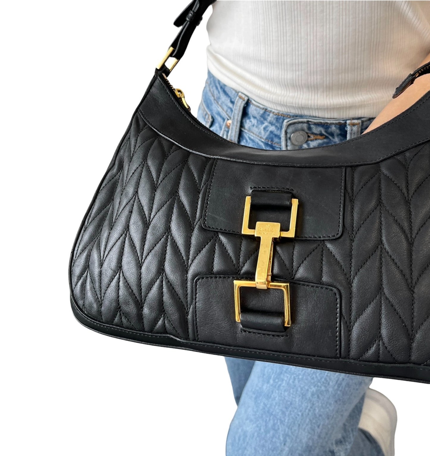 GUCCI Vintage Logo Quilted Hobo Shoulder Bag Black Gold Leather Zip 106546