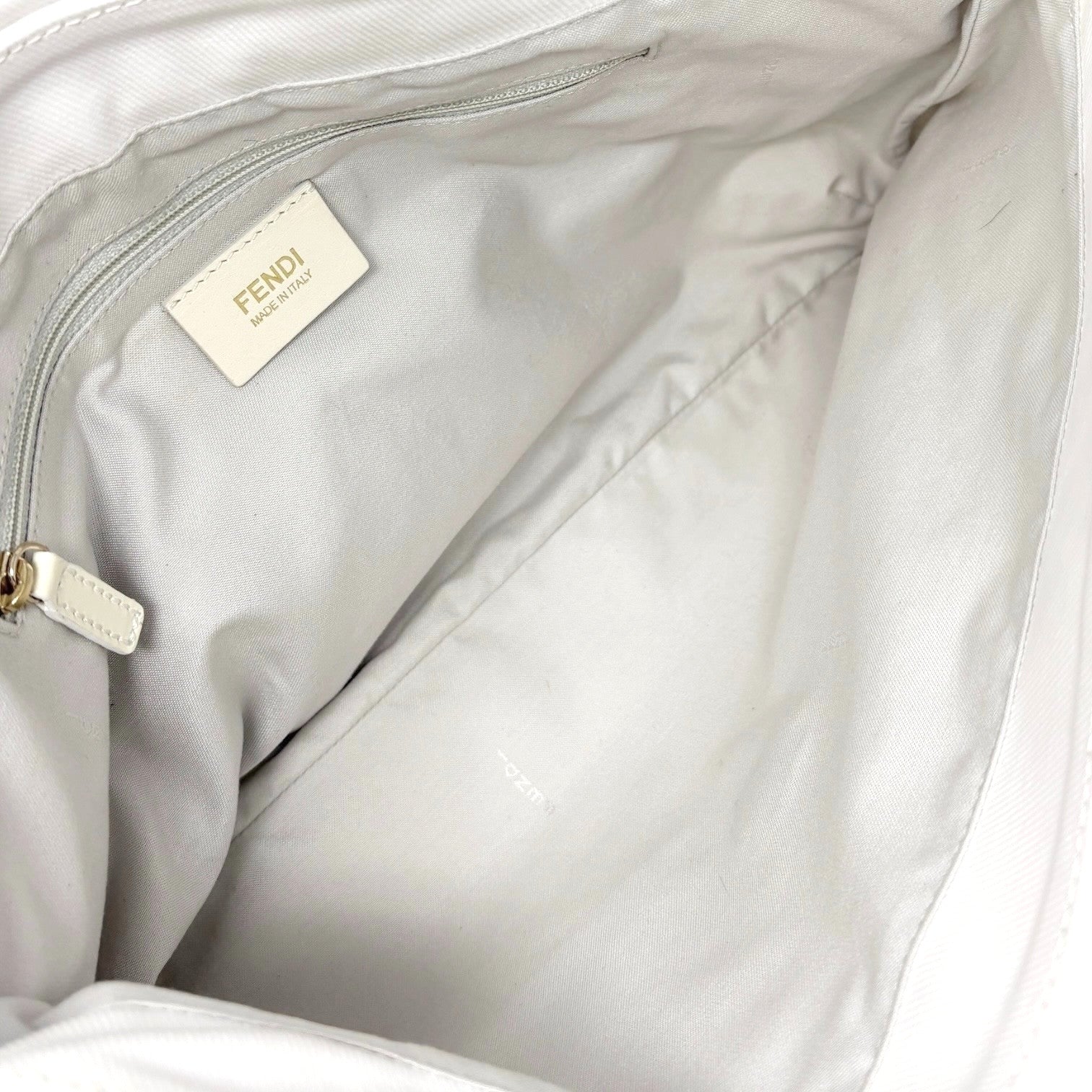 FENDI Vintage FF Logo Mia Mamma Flap Shoulder Bag White Gold Leather Cotton