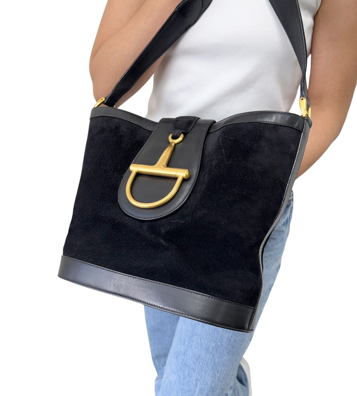GUCCI Vintage Logo Horsebit Suede Bucket Shoulder Bag Black Gold 902395