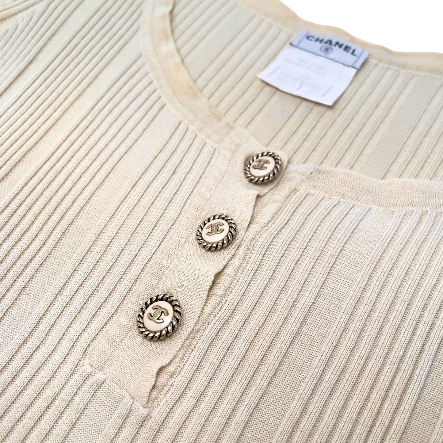 CHANEL Vintage 07P CC Logo Button Rib Knit Top #42 Cotton Beige Gold 106913