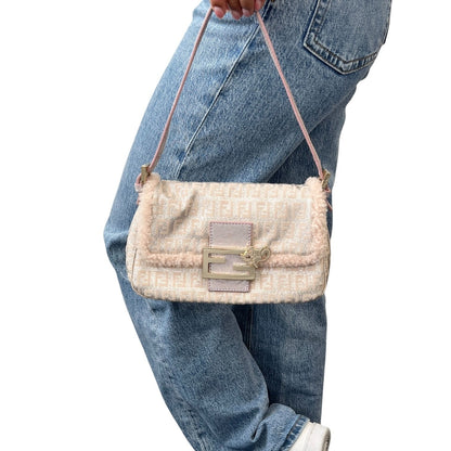 FENDI Vintage Zucchino Squirrel Mamma Baguette Canvas Shoulder Bag Pink 902043