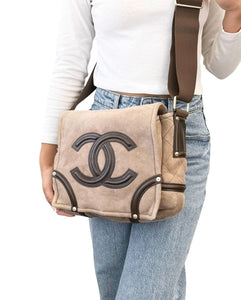 CHANEL Vintage 2006 CC Logo Mouton Crossbody Bag Shoulder Bag Greige Leather