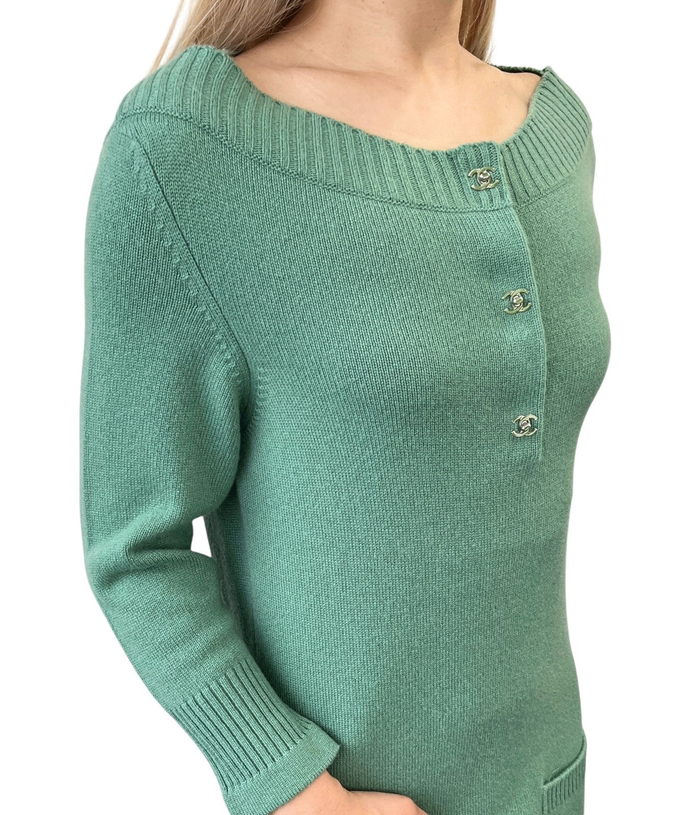 CHANEL Vintage P44445 CC Logo Turnlock Cashmere Knit Sweater Dress #38 Green