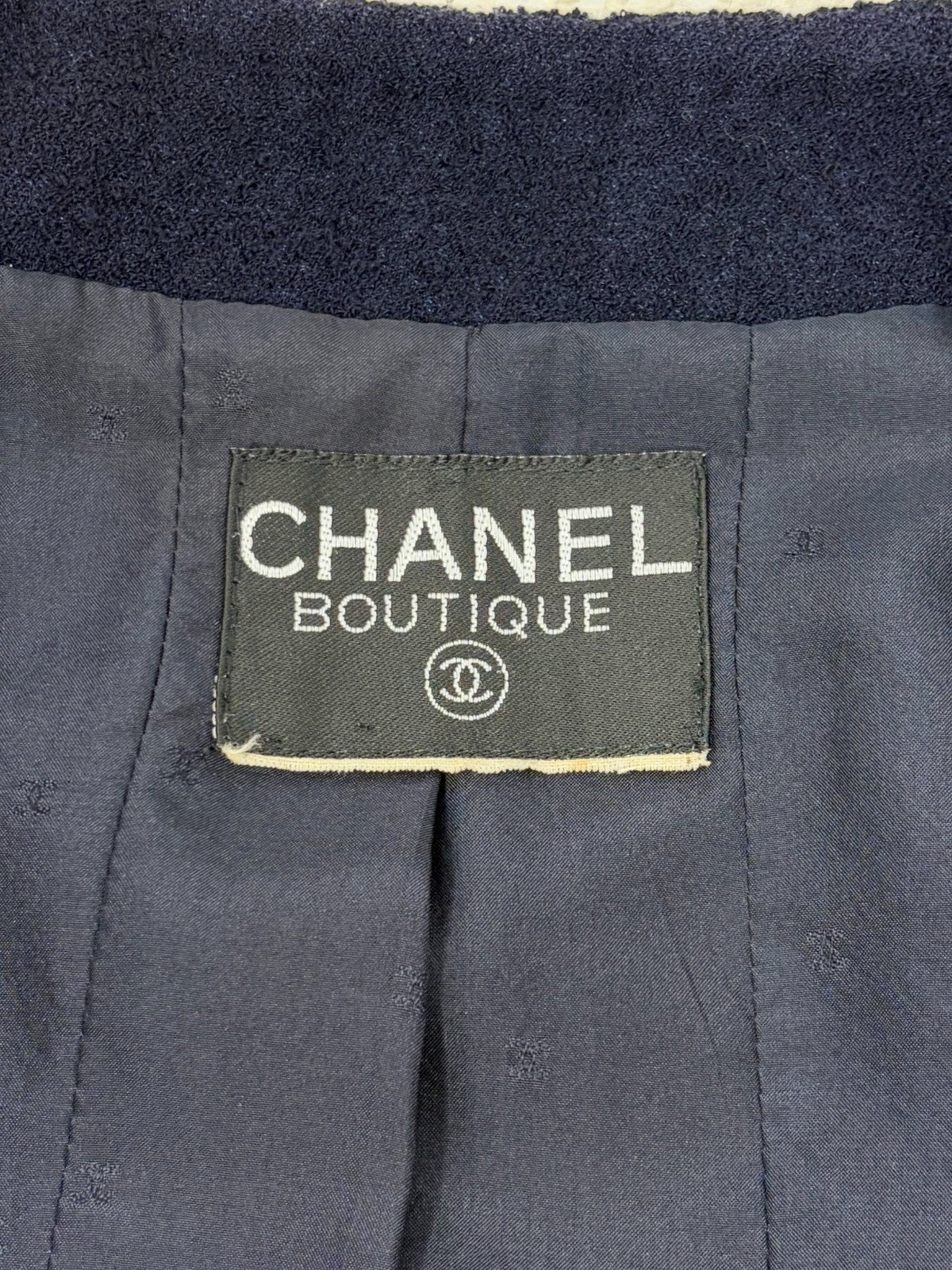 CHANEL Vintage CC Logo Button Tweed Jacket Blue White Wool Silk 106914