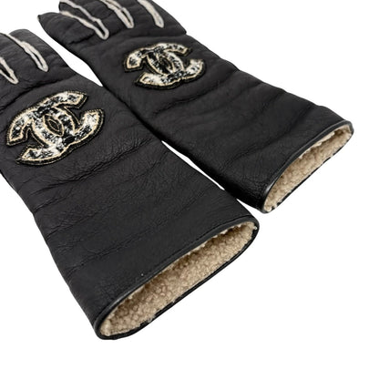 CHANEL Vintage Big CC Logo Shearling Trim Leather Gloves #7 Brown 901931
