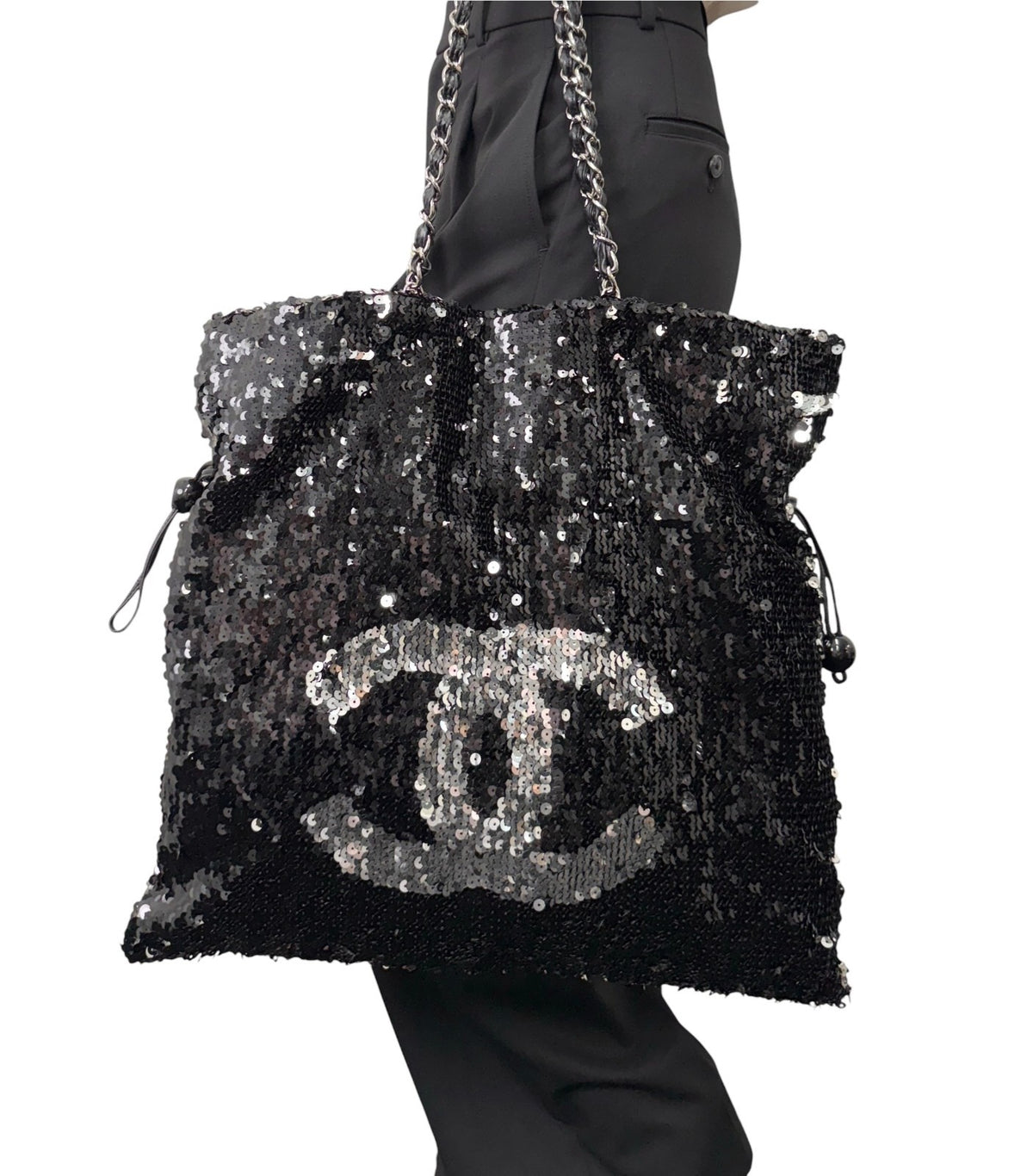 CHANEL Vintage CC Logo Sequins Chain Shoulder Bag Black Silver Leather 902476