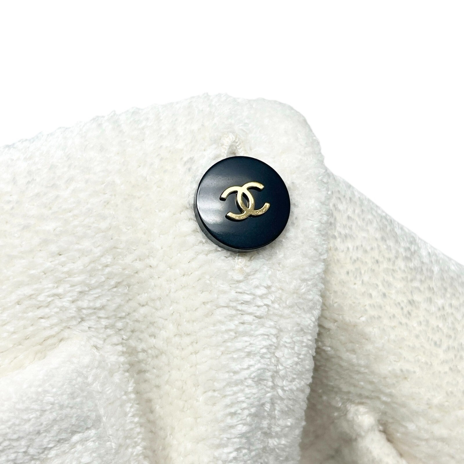 CHANEL Vintage 95A CC Mark Logo Velour Jacket #36 White Gold Viscose Cardigan
