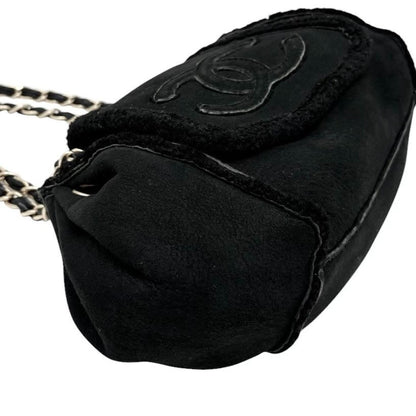 CHANEL Vintage CC Logo Mouton Chain Shoulder Bag Black Gold Suede 902831