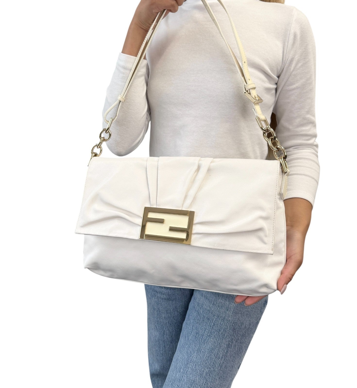 FENDI Vintage FF Logo Mia Mamma Flap Shoulder Bag White Gold Leather Cotton