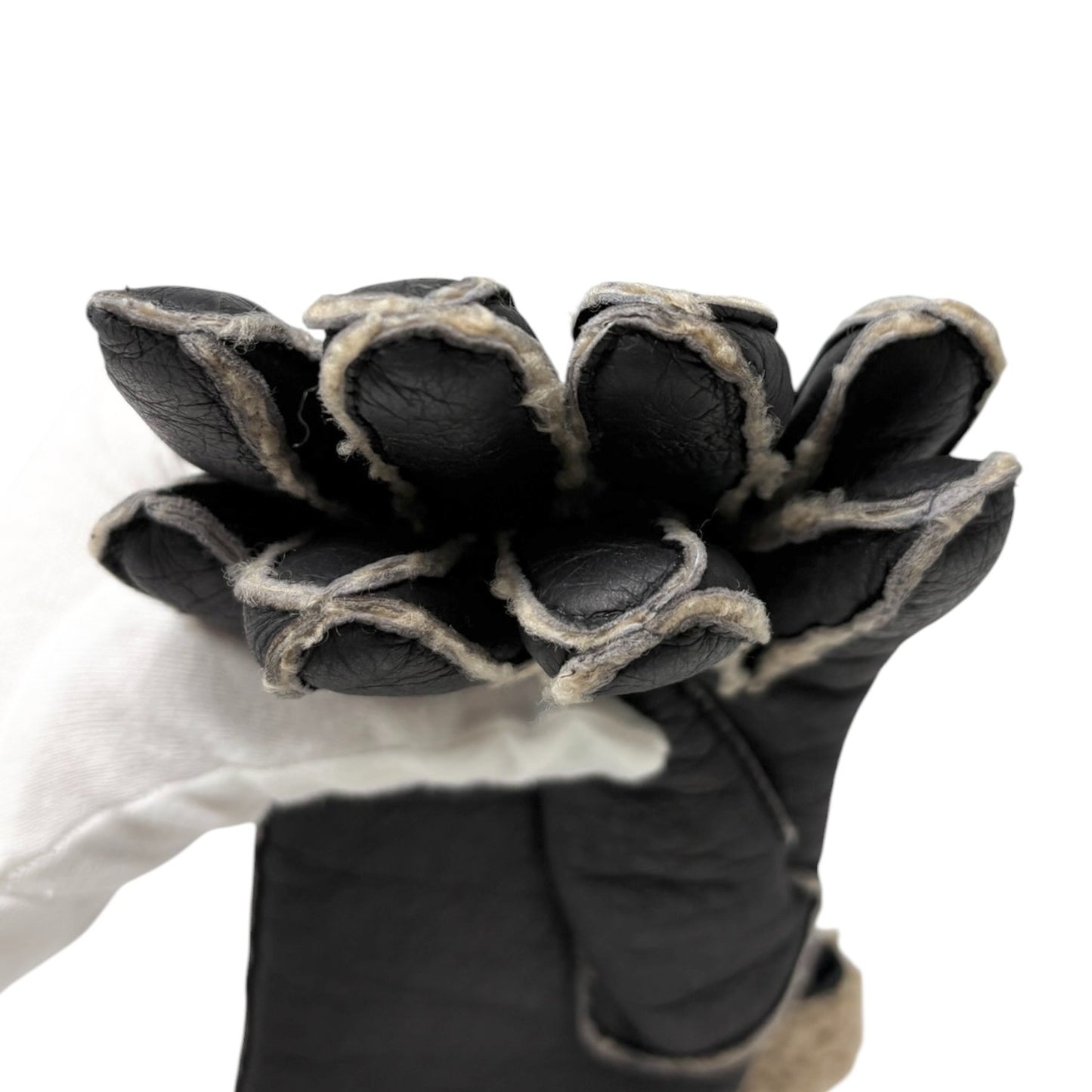 CHANEL Vintage Big CC Logo Shearling Trim Leather Gloves #7 Brown 901931