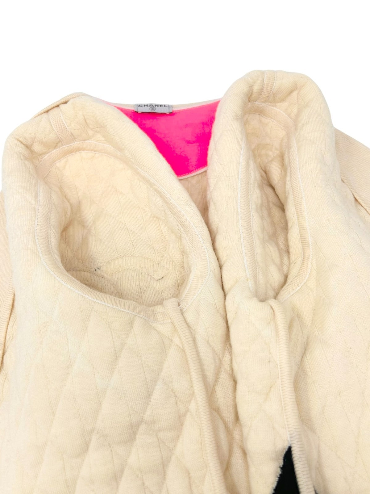 CHANEL Vintage 05A CC Logo Cambon Quilted Jacket #38 Zip Pocket Cream Wool