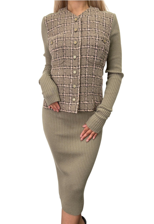 CHANEL Vintage 95A CC Logo Button Tweed Rib Knit Long Dress #38 Khaki 902958
