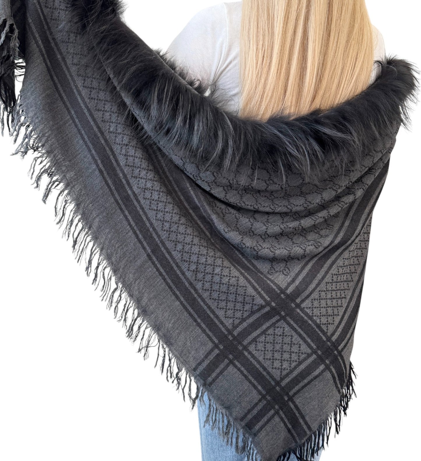 GUCCI Vintage GG Logo Monogram Fox Fur Shawl Scarf Wrap Gray Black 902584