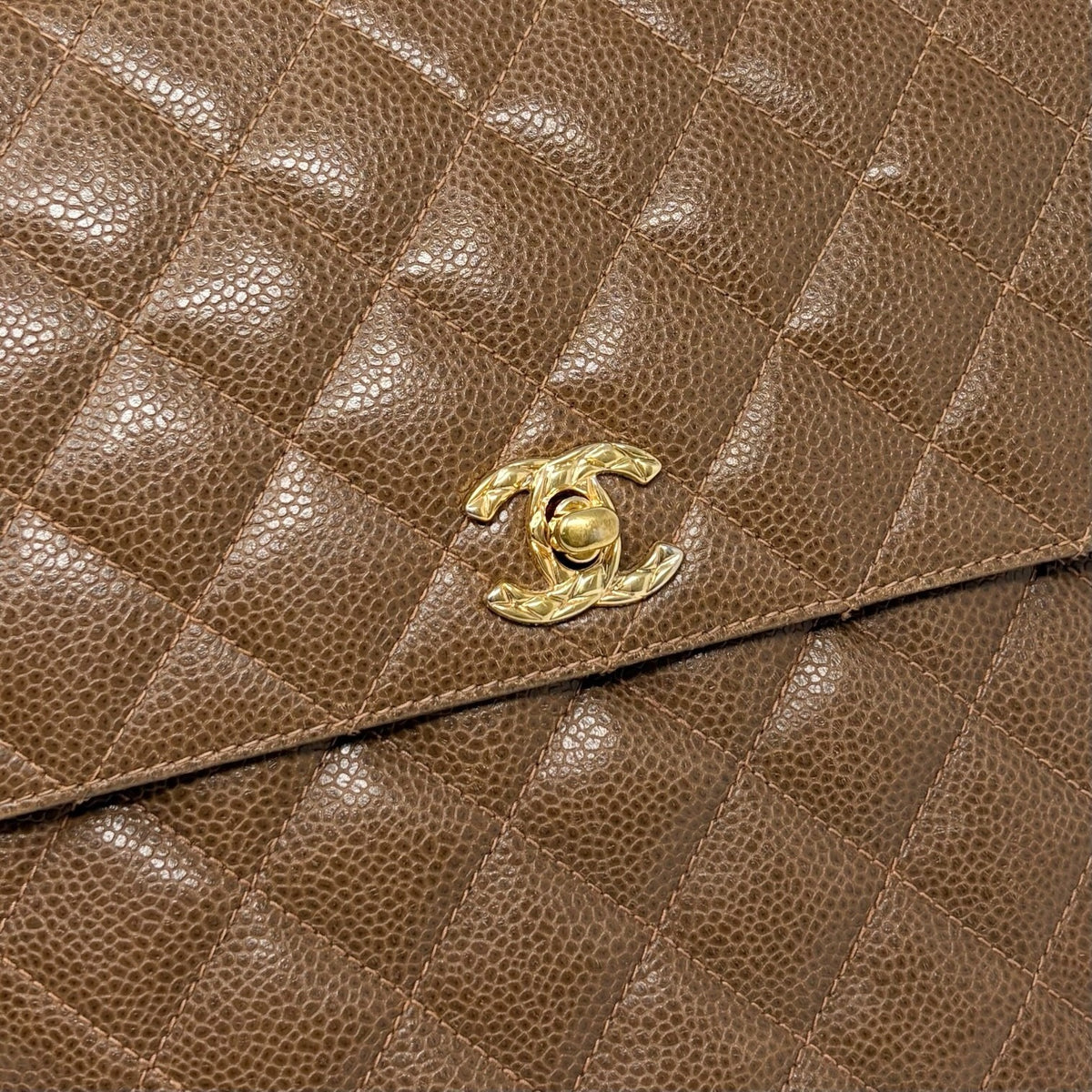 CHANEL Vintage CC Chain Turnlock Quilted Flap Shoulder Bag Brown Leather 902364