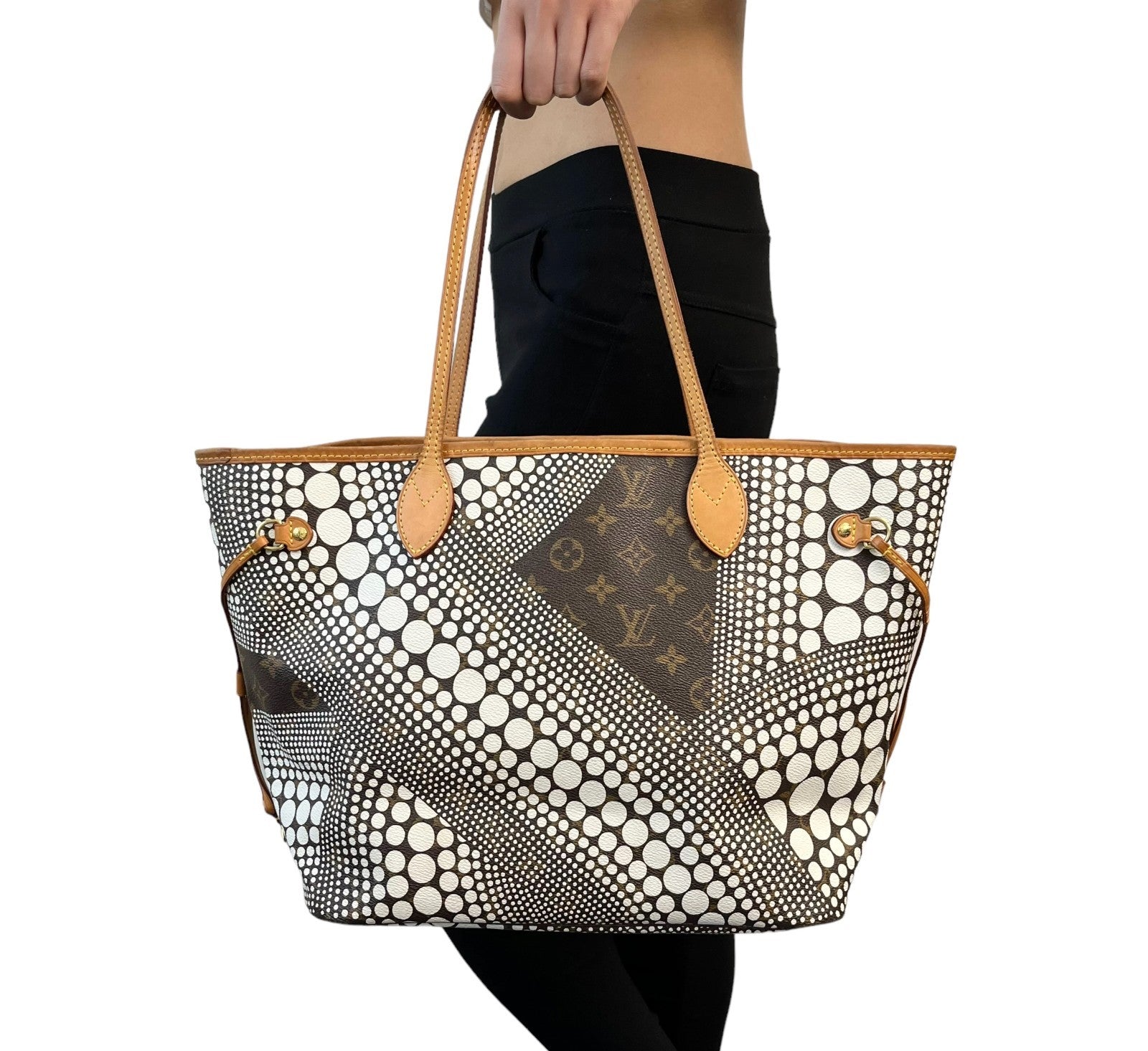 LOUIS VUITTON Vintage Monogram Neverfull MM Yayoi Kusama Tote Bag Dots White