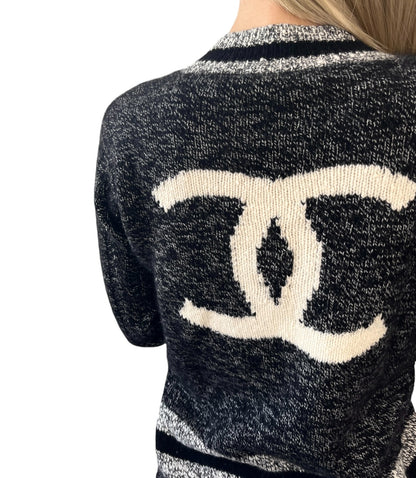 CHANEL Vintage 96A Big CC Logo Knit Cashmere Sweater Top #42 Gray Black 902394