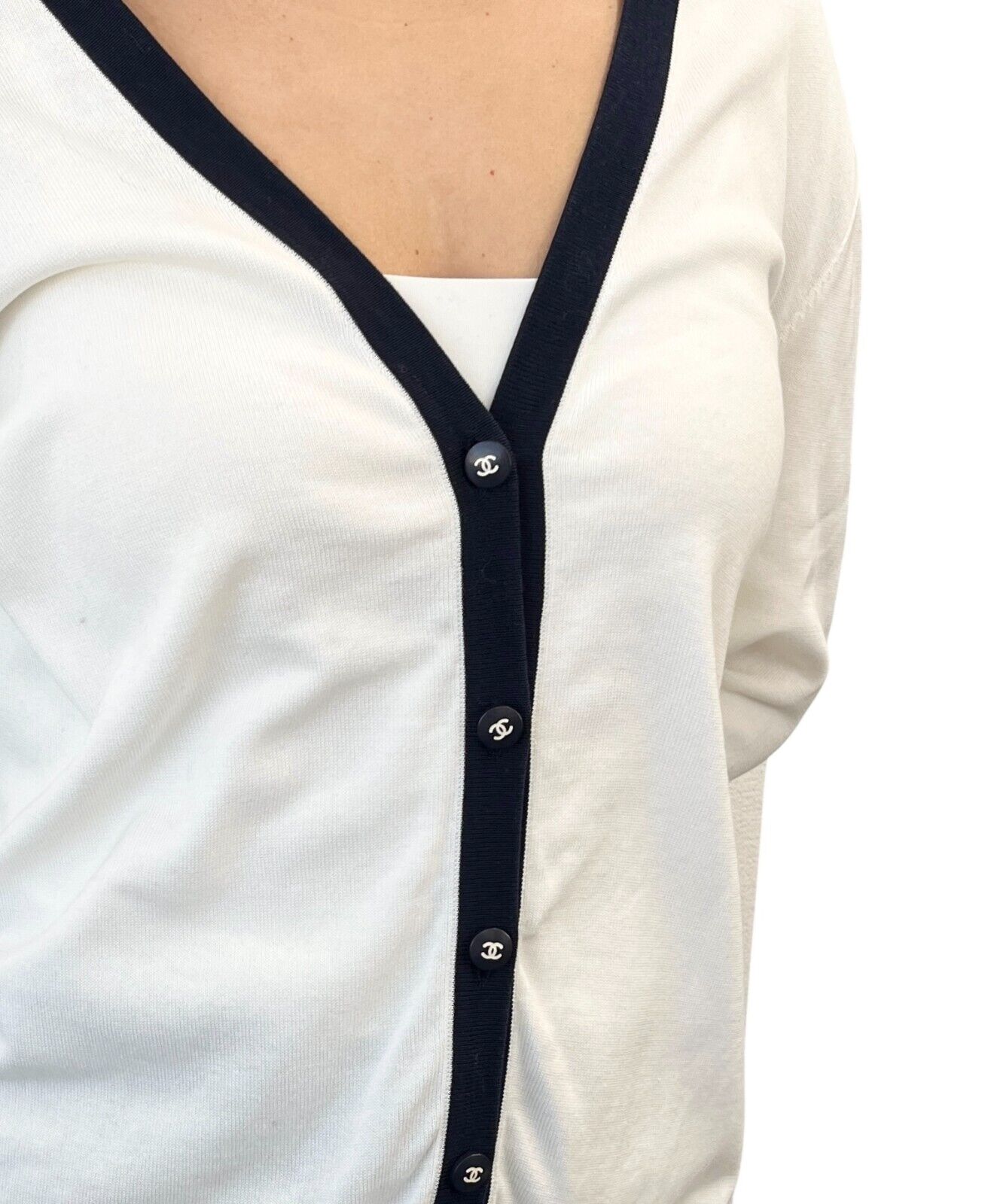 CHANEL Vintage 96P CC Logo Button Cardigan Knit Top #44 White Blue Cotton