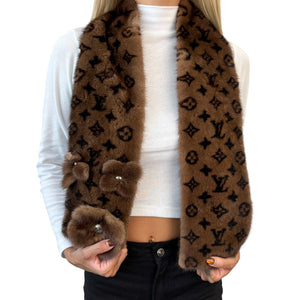 LOUIS VUITTON Vintage LV Logo Monogram Flower Scarf Shawl Brown Mink Fur RankAB