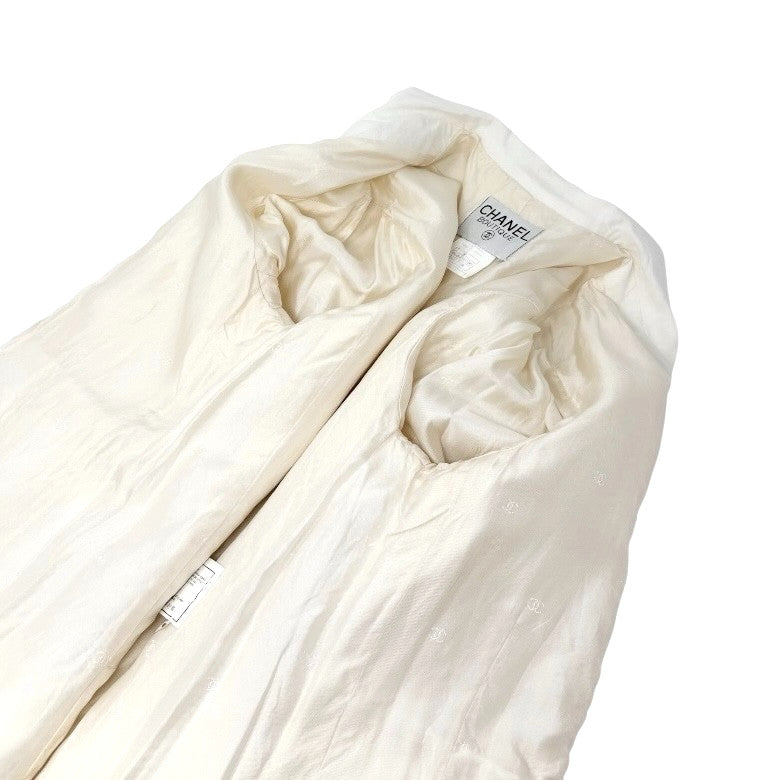 CHANEL Vintage 96P CC Mark Logo Jacket Silver Button #38 White Linen Silk