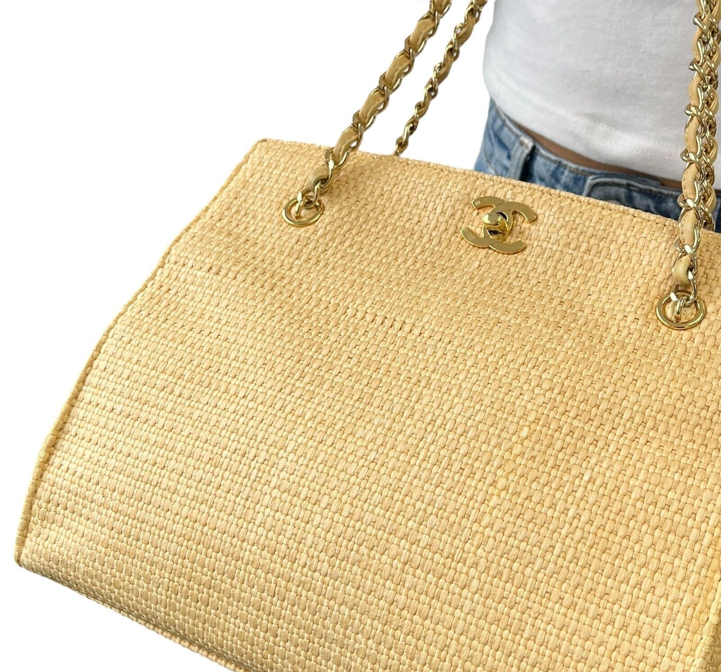 CHANEL Vintage 90s CC Logo Chain Shoulder Bag Cream Gold Straw