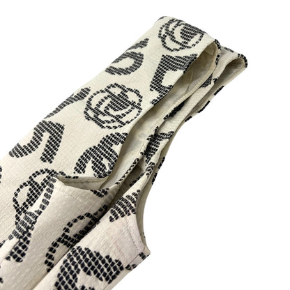 CHANEL Vintage 06P CC Camellia No.5 Print Tank Top #36 White Black Zip 902288