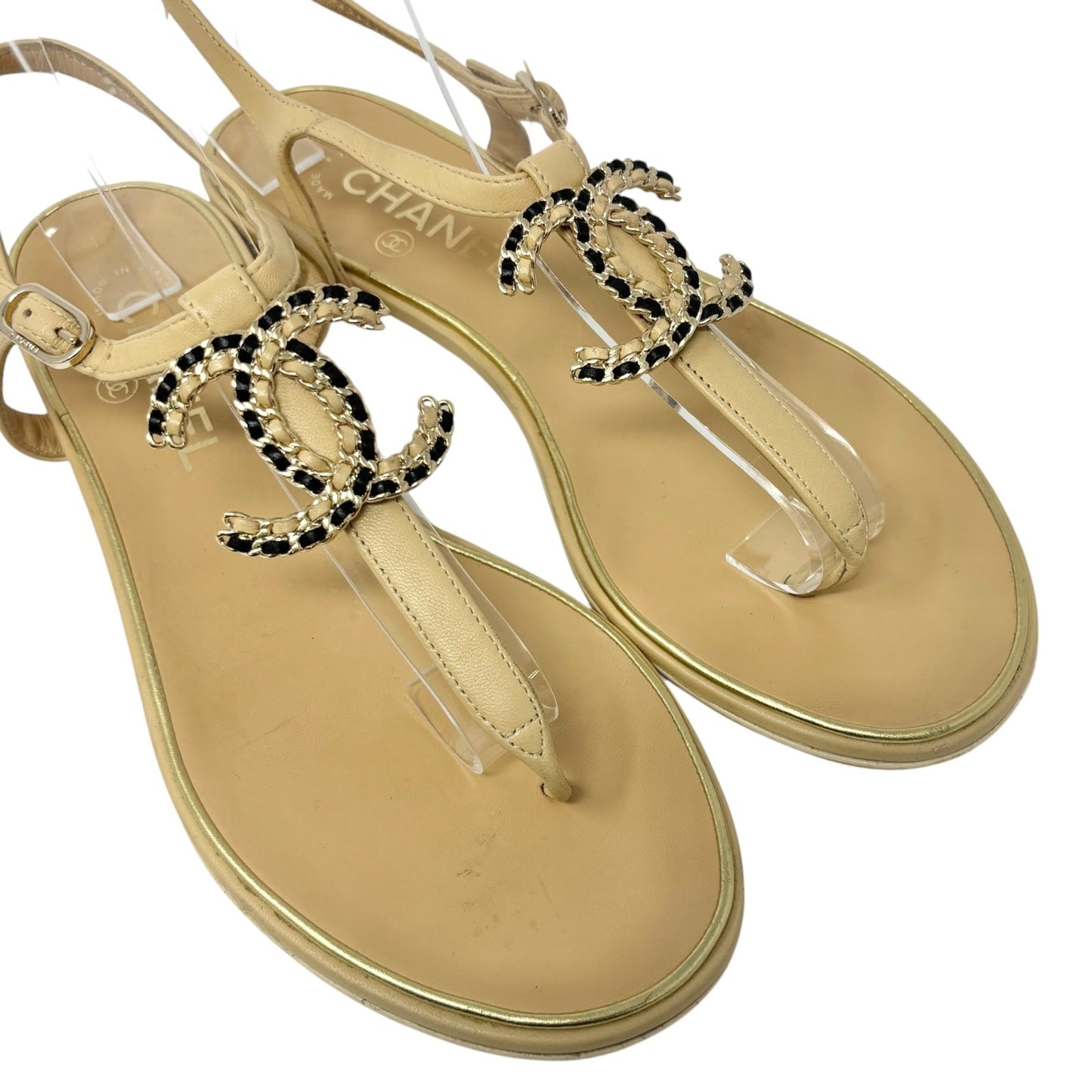 CHANEL Vintage CC Logo Thong Sandals Heels #39 Cream Gold Black Leather