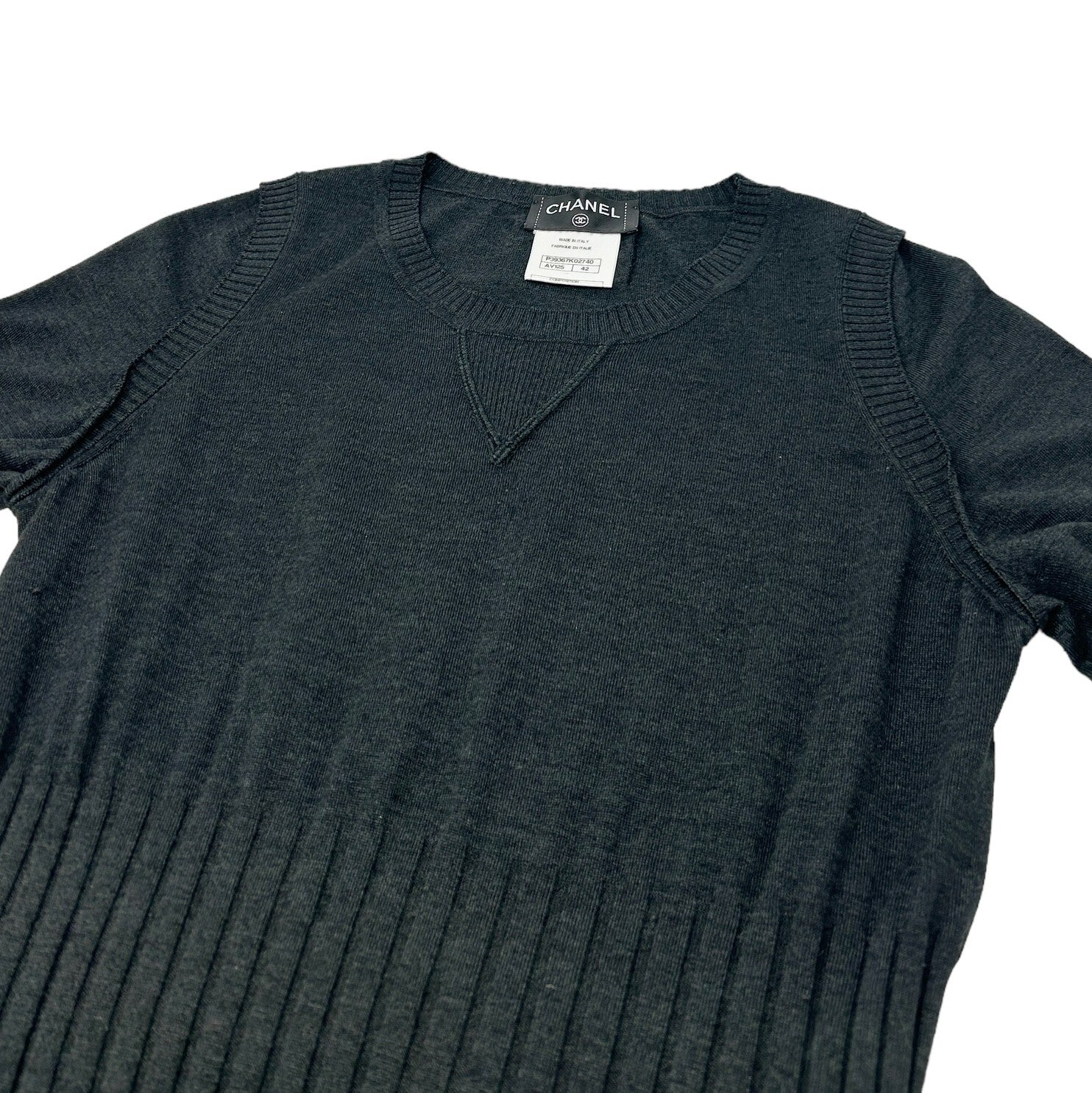 CHANEL Vintage P39367 CC Mark Back Logo Knit Dress #42 Dark Gray Wool RankAB