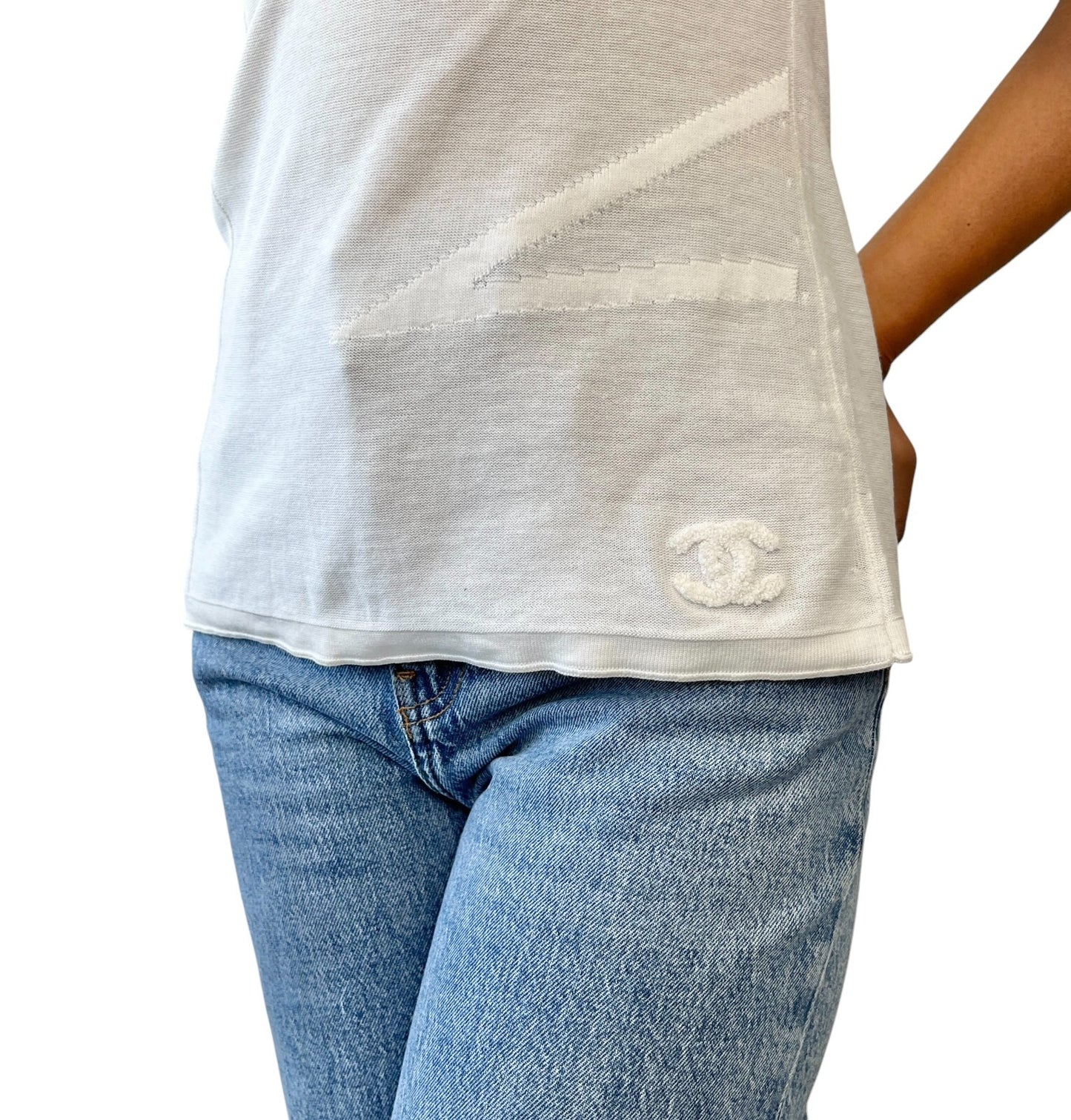 CHANEL Vintage P46183 CC Mark Logo Sleeveless Top #38 White Cotton