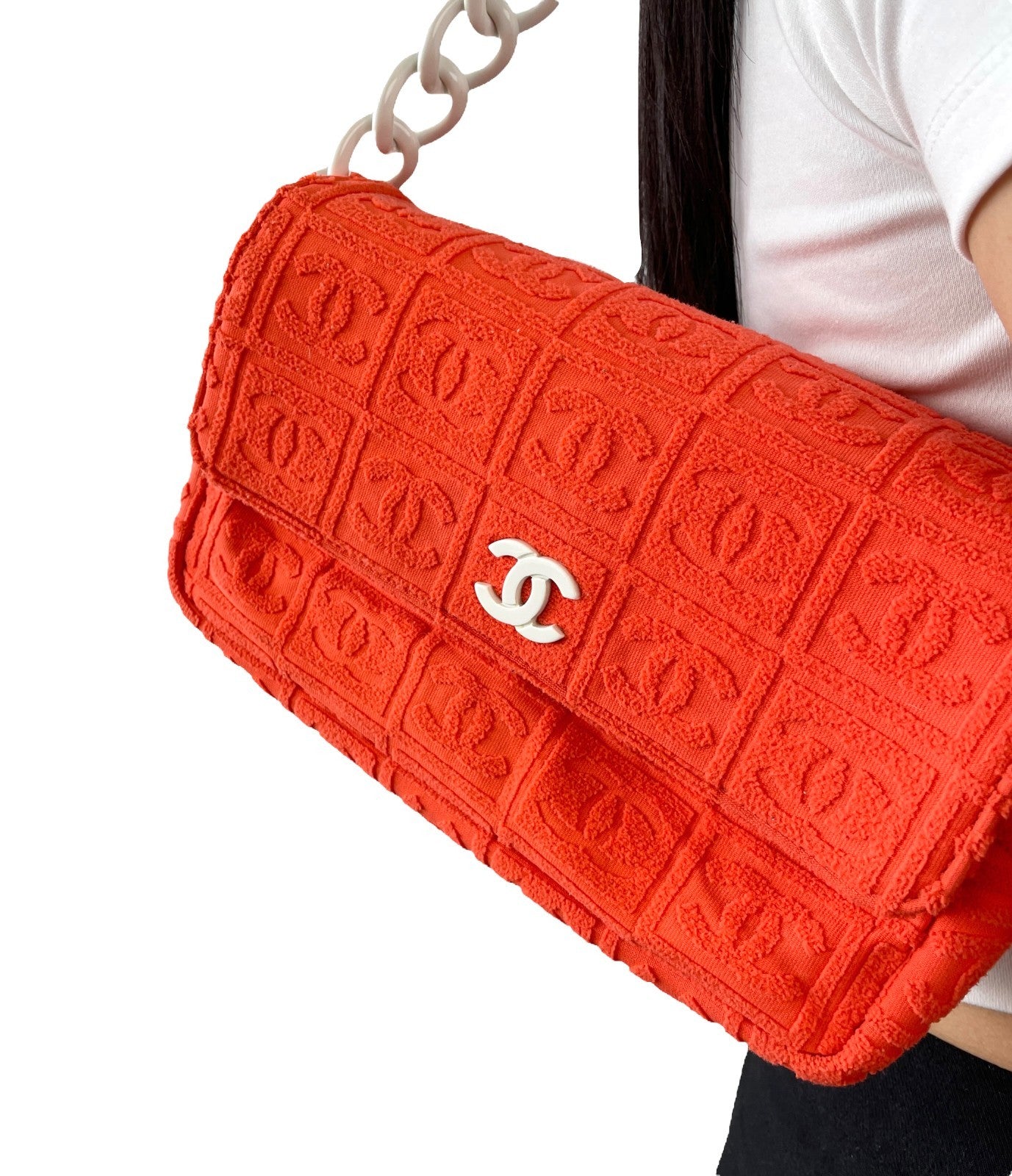 CHANEL Vintage 02S CC Logo Chain Shoulder Bag Terry Cloth Orange White 901896