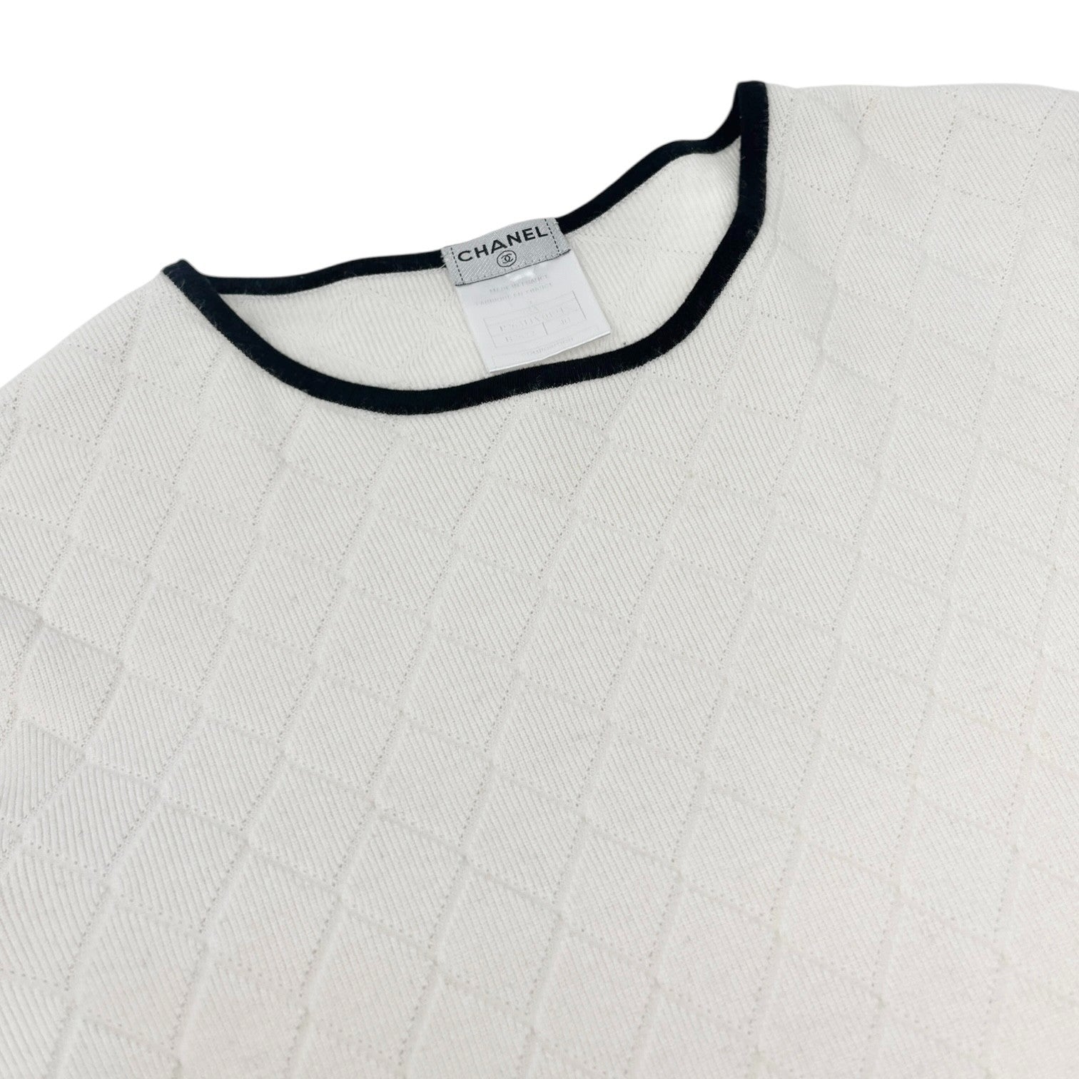 CHANEL Vintage 05A CC Logo Cambon Quilted Cashmere Knit Sweater Top #40 Cream