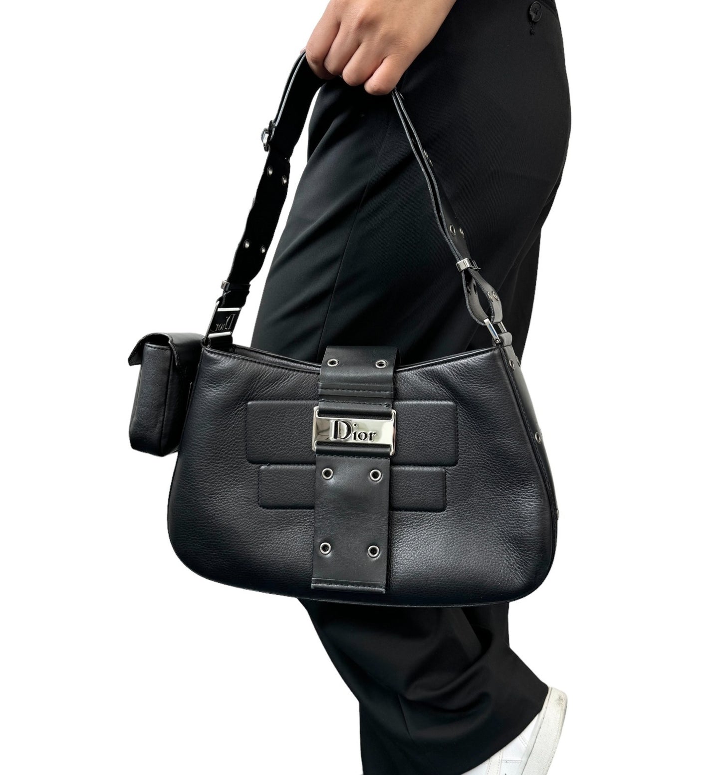 Christian Dior Vintage 2002 Logo Street Chic Shoulder Bag Black Leather 902094