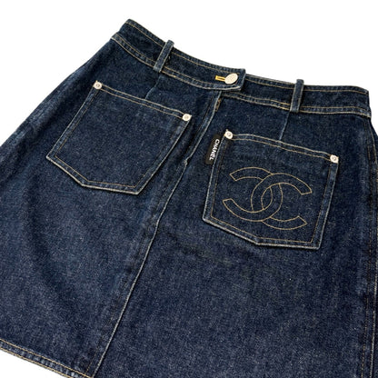 CHANEL Vintage 96P CC Mark Logo Denim Skirt #36 Dark Blue Yellow Cotton