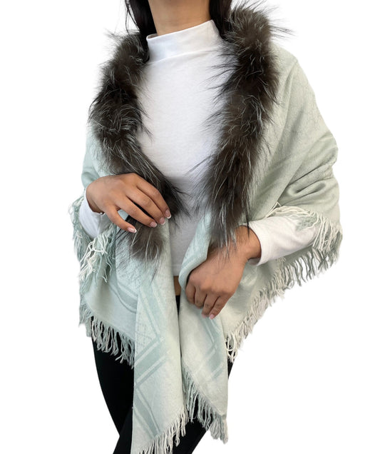 GUCCI Vintage GG Logo Monogram Fox Fur Scarf Shawl Wrap Mint Green 902473