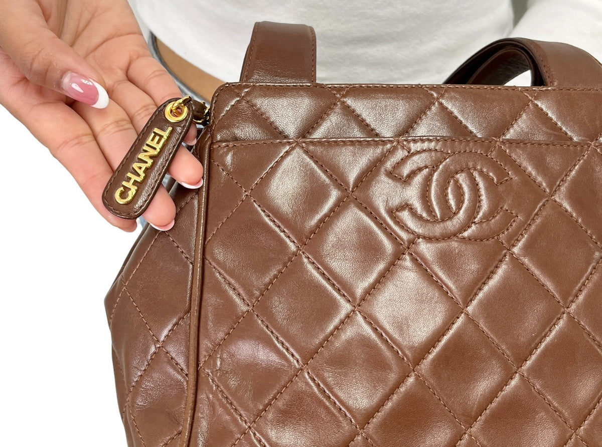 CHANEL Vintage CC Logo Quilted Shoulder Handbag Brown Gold Leather 902804
